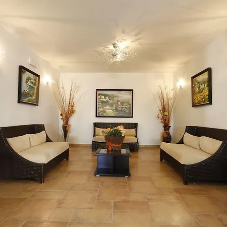 Katerina Hotel 3*